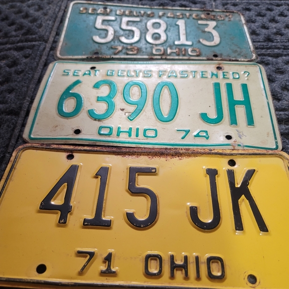 Vintage Early '70s Ohio License Plates Lot of 3 - Picture 2 of 5